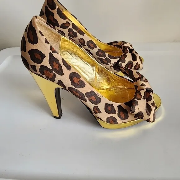Coach Leopard Print Satin Peep Toe Gold Heels        Size 6.5B