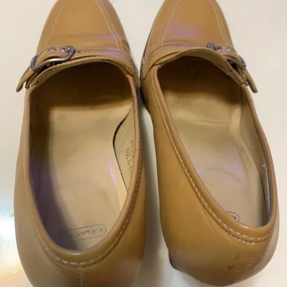 COACH TAN HEELS BLOCK HEEL SZ 6 LEATHER UPPER CLASSIC