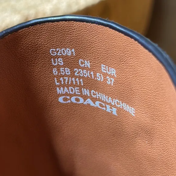COACH Tea Rose with Rivets Slides