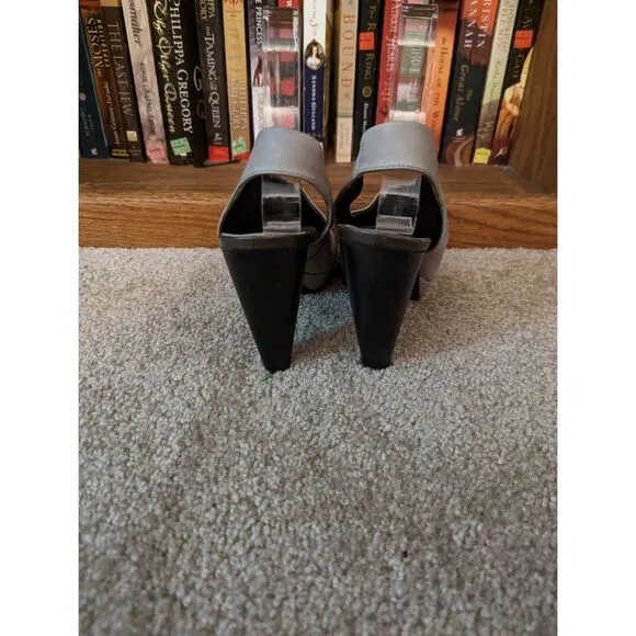 Coclico grey leather slingback ruched open toe heels sz 37