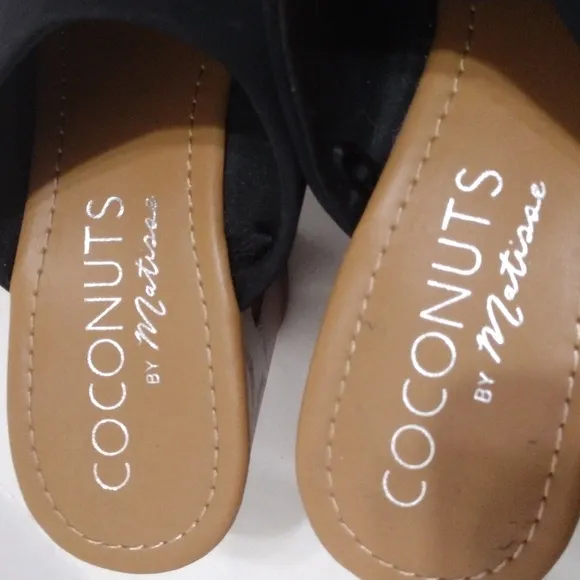 Coconut By Matisse Platform Chunky Block Light Wooden Heels Clog Mules Sandals 8