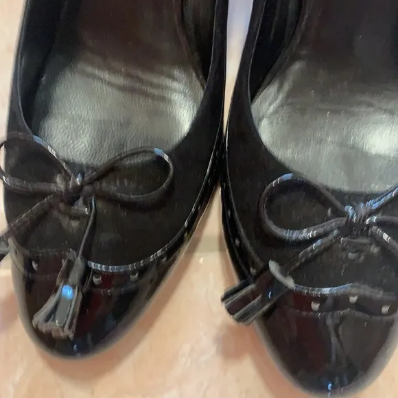 COLE HAAN BLACK LEATHER PUMPS HEELS BOW PATENT LEATHER OXFORDS TASSELS 7B SHOES