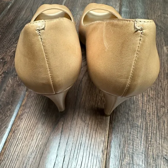 Cole Haan Camel Peep Toe Heels EUC