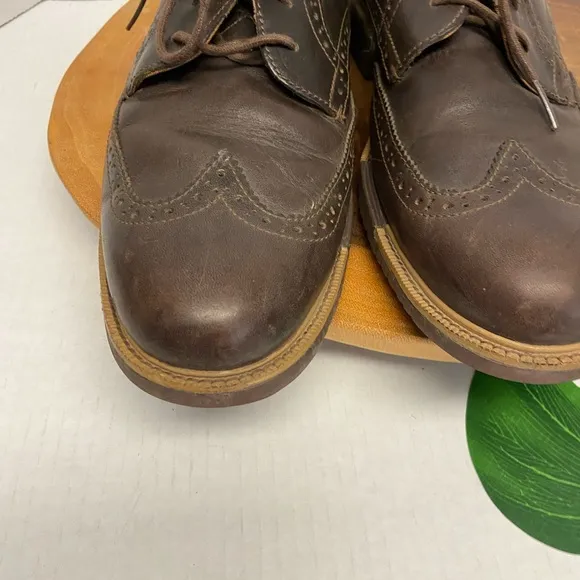 Cole Haan Leather Wing Tip Laced Oxfords