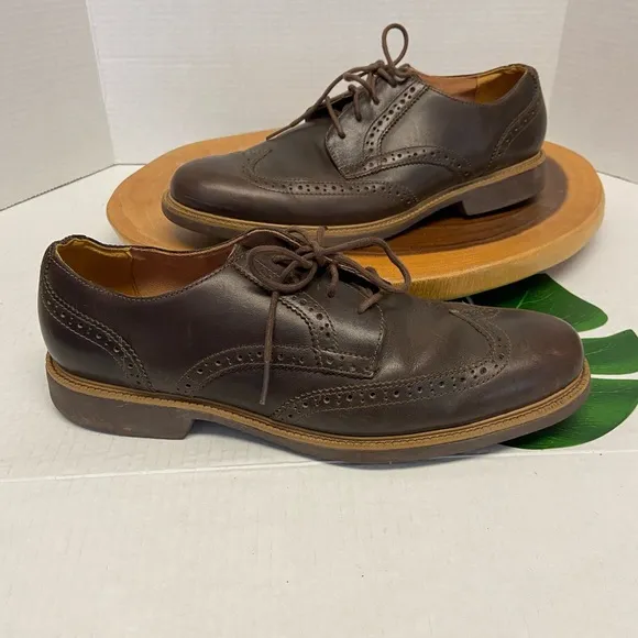 Cole Haan Leather Wing Tip Laced Oxfords
