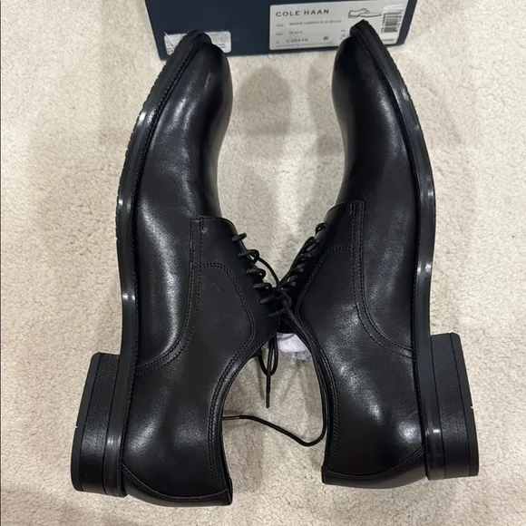 Cole Haan Men's Modern Essentials Plain Toe Oxford new in box!