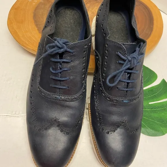 Cole Haan navy Blue Leather Oxfords