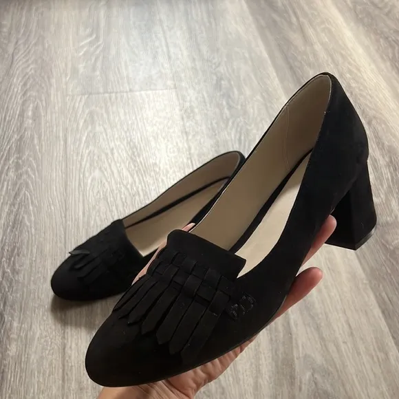 Cole Haan Signature Women’s Suede Mabel Grand Pump in Black Business casual 9B