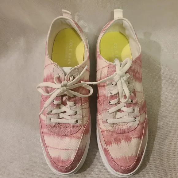 Cole Haan Women's Grandpro Rally Canvas Court Sneakers in Pink Ikat Print Sz10.5
