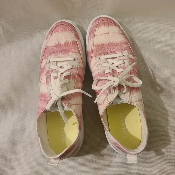 Cole Haan Women's Grandpro Rally Canvas Court Sneakers in Pink Ikat Print Sz10.5