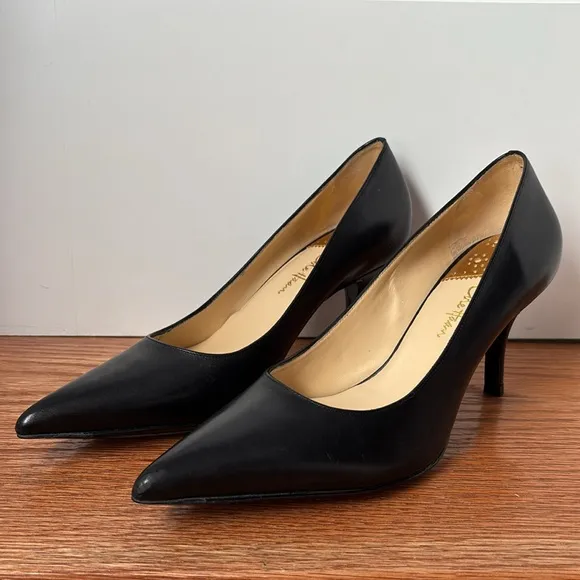 Cole Haan X Nike Air size 8AA 3” black leather pointy toe heels