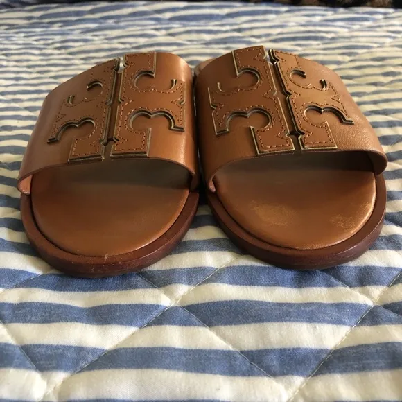 COPY - Tory Burch Tan and Gold Slide Sandals
