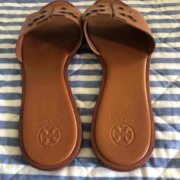 COPY - Tory Burch Tan and Gold Slide Sandals