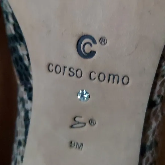 Corso Como Snakeskin Print Open Toed Heels Size 9