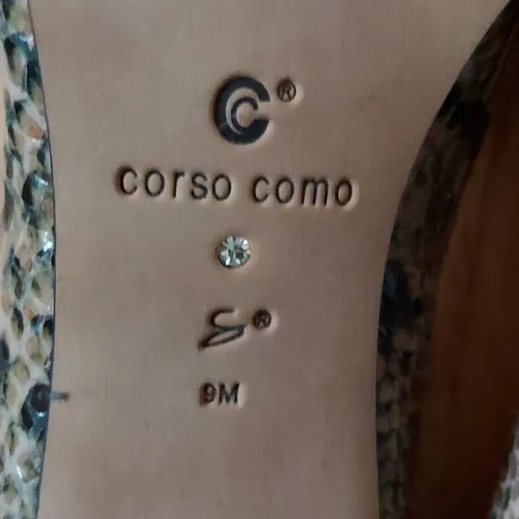 Corso Como Snakeskin Print Open Toed Heels Size 9