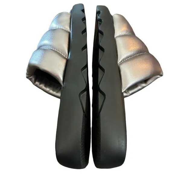 Cougar Julep Metallic Silver Leather Luxury Puffy Slide Sandal Open Toe   NEW 11