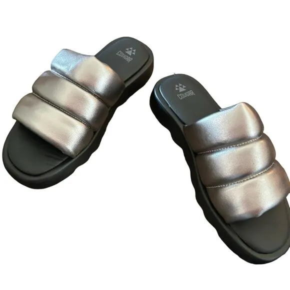 Cougar Julep Metallic Silver Leather Luxury Puffy Slide Sandal Open Toe   NEW 11