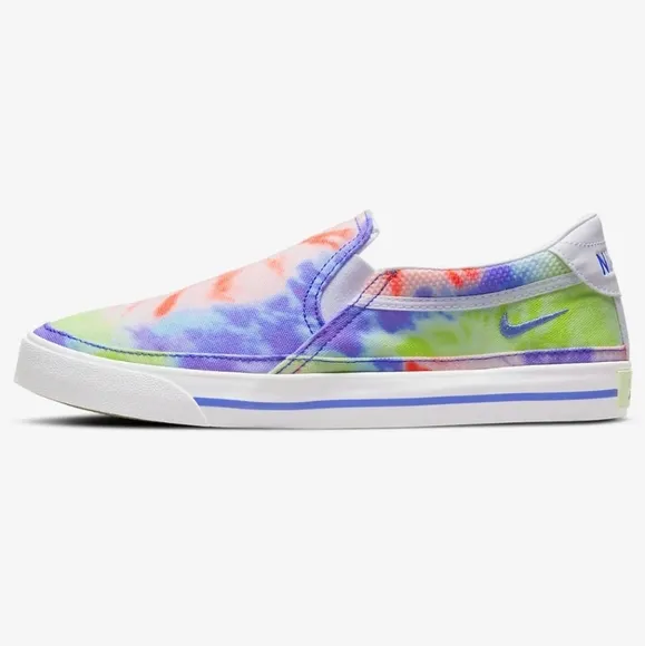 Court Legacy Slip-On Sneaker