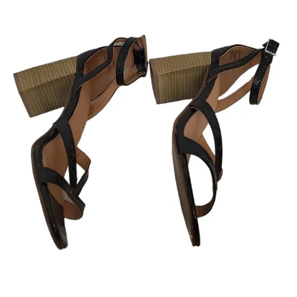 CREVO Kaitlin Block Heels