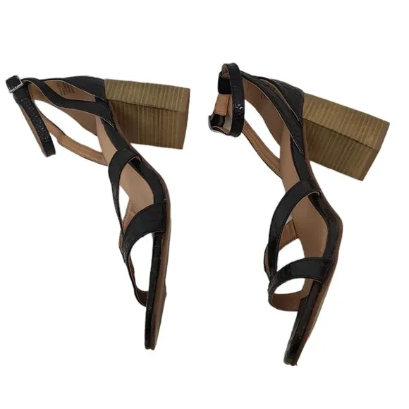 CREVO Kaitlin Block Heels