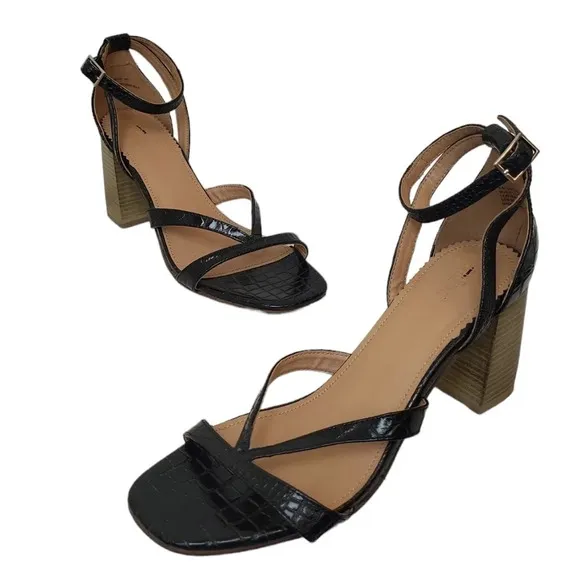 CREVO Kaitlin Block Heels