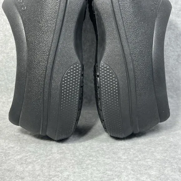 Crocs Adult Men’s 11 Black On the Clock Clogs Slip Resistant Work Shoes Slip Ons