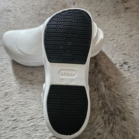 CROCS Bistro Men's Clogs Work Shoes In White Size 11 NEW