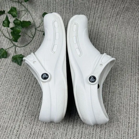 CROCS BISTRO SLIP RESISTANT WORK CLOG M8 W10