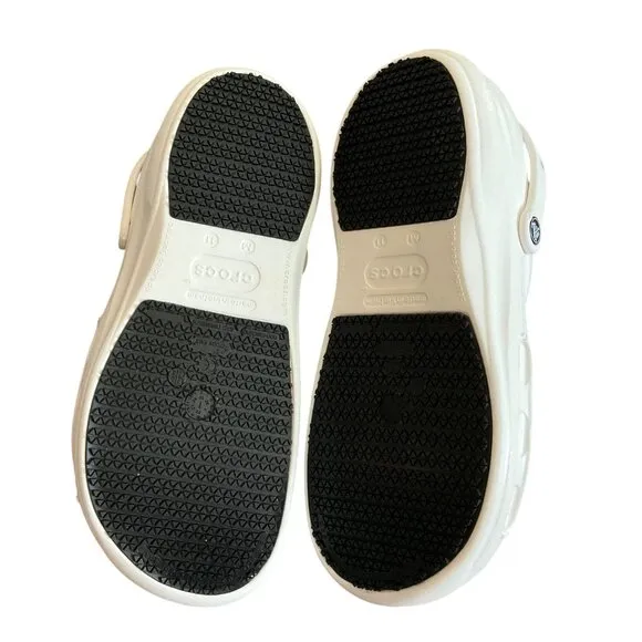 Crocs Bistro White Slip-Resistant Work Clogs M 11 Lightweight Non-Slip Shoes