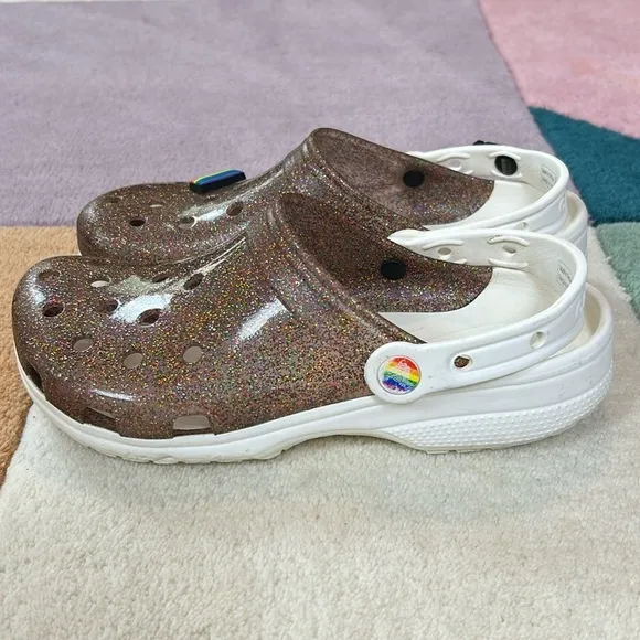 Crocs Classic Translucent Glitter Clog PRIDE M7/W9 Multicolor Rainbow White