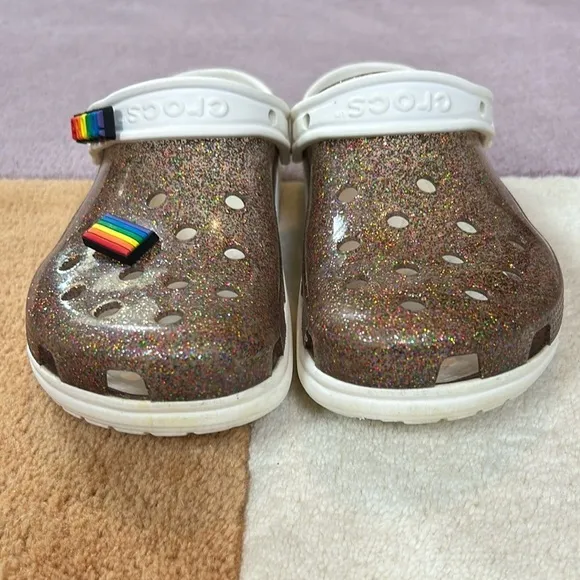 Crocs Classic Translucent Glitter Clog PRIDE M7/W9 Multicolor Rainbow White