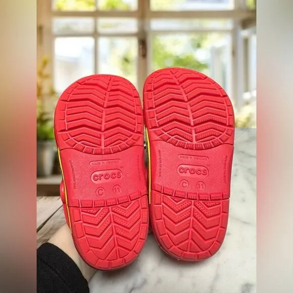 CROCS Lightning McQueen Disney Cars  Clog Shoes Size C 11