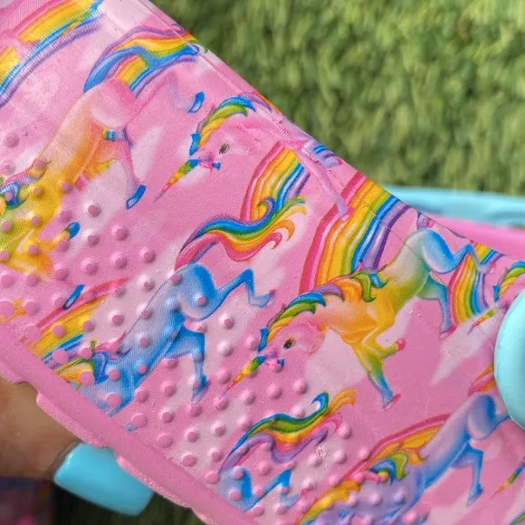 CROCS LISA FRANK Rainbow Unicorn Classic Clog PINK |Size 9