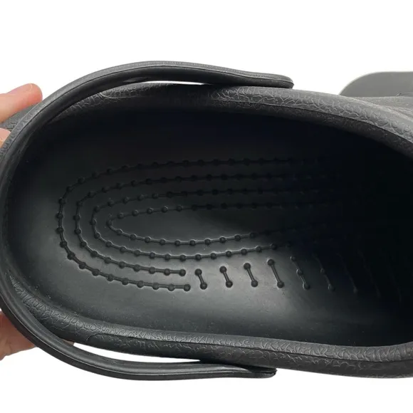 Crocs Mens Work Bistro Clogs Sz 12 Black Flat Comfortable Lightweight Cushioned