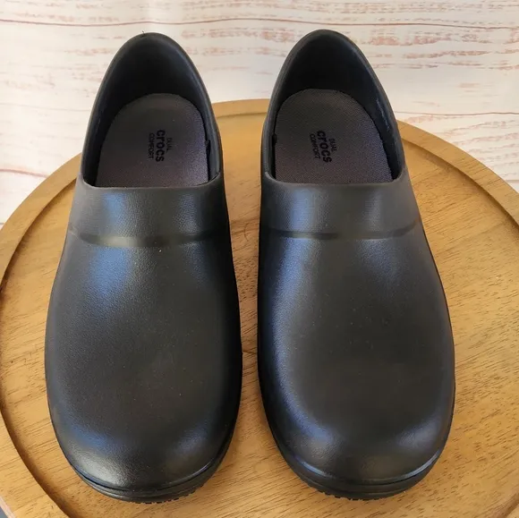Crocs Neria Pro Black Work Clogs