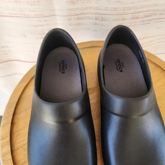 Crocs Neria Pro Black Work Clogs