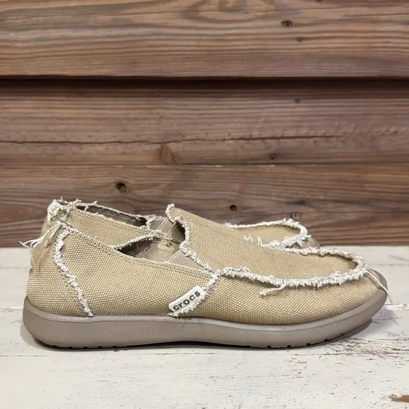 CROCS Santa Cruz Casual Shoes