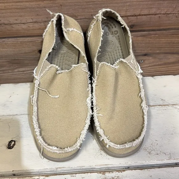 CROCS Santa Cruz Casual Shoes