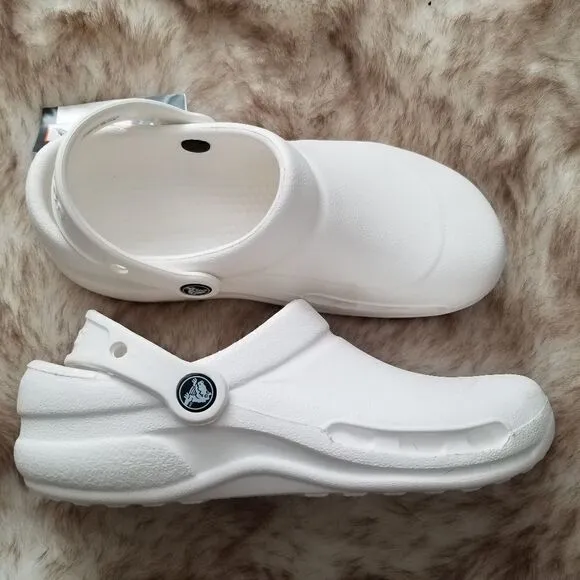 CROCS Specialist II Women's Clogs Work Shoes in White (no vents) NEW