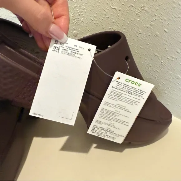 Crocs Stomp Unisex Platform Brown Slides Sz W 9 M 7 NWT