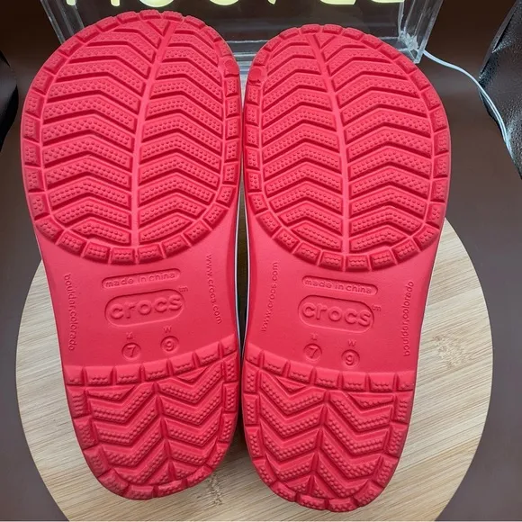 CROCS UNISEX CROCBAND HOLIDAY LIGHTS CLOGS