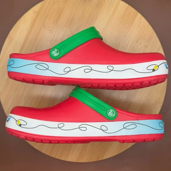 CROCS UNISEX CROCBAND HOLIDAY LIGHTS CLOGS