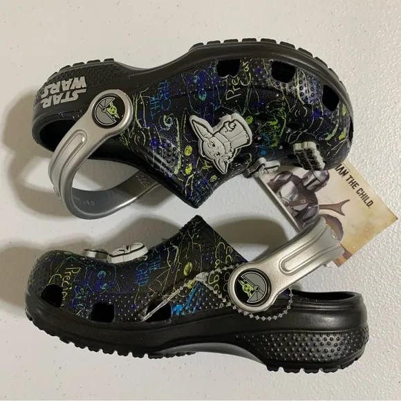 CROCS x Star Wars The Mandalorian The Child Clogs-Size c9 NWT