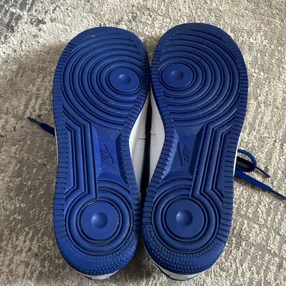 Customized Ladies Nike Air Force 1 low white with royal blue shoes EUC Sz 11 1.2
