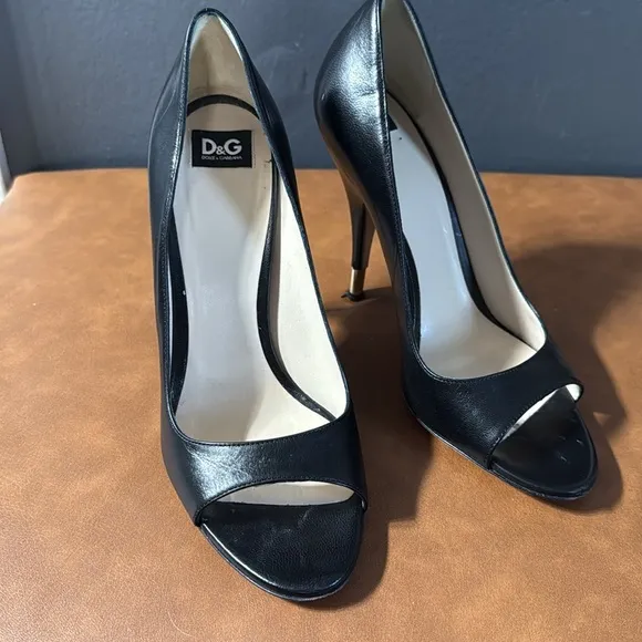 D&amp;G open toe heels. In great condition!