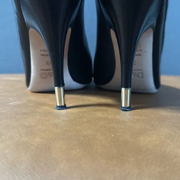 D&amp;G open toe heels. In great condition!
