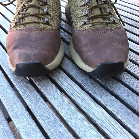 Danner Mens Sneakers Sz 10