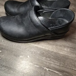 Dansko‎ Black Clogs Women Slip On Leather Mules Size EU 39 US 8.5 Nursin…