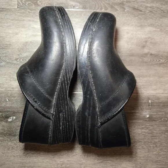 Dansko‎ Black Clogs Women Slip On Leather Mules Size EU 39 US 8.5 Nursin…
