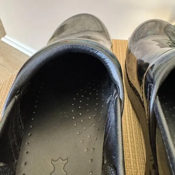 Dansko Black Iridescent Petrol Patent Professional Clogs Size 39